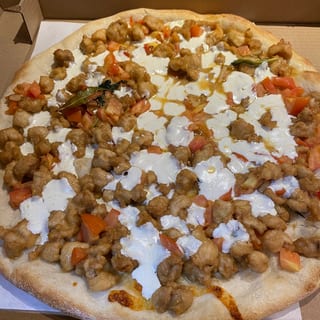 Chicken Margherita Pizza