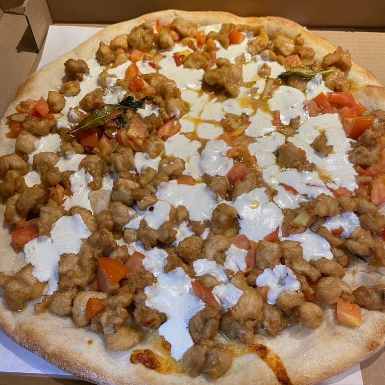 Authentic Margherita Pizza and Italian Delights